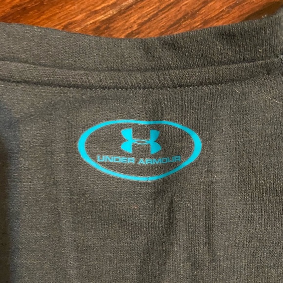 Under armor longsleeve cold gear - Picture 5 of 5